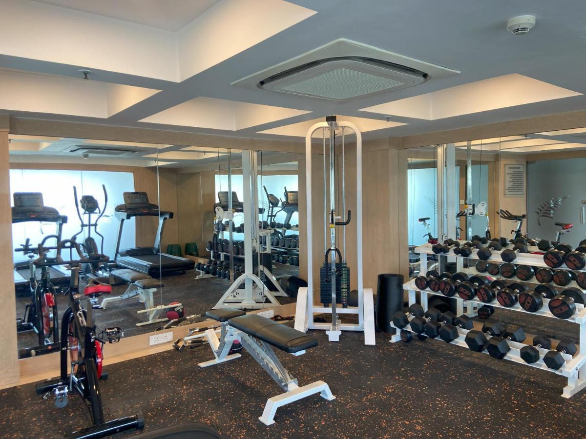 Hotel The Fern Residency Turbhe Navi Mumbai Exterior foto